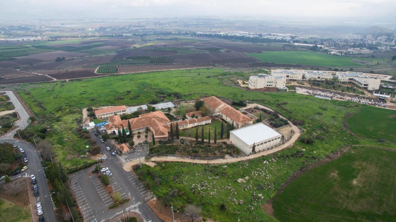 Hi - Tel Hai Hostel Kfar Giladi Dış mekan fotoğraf